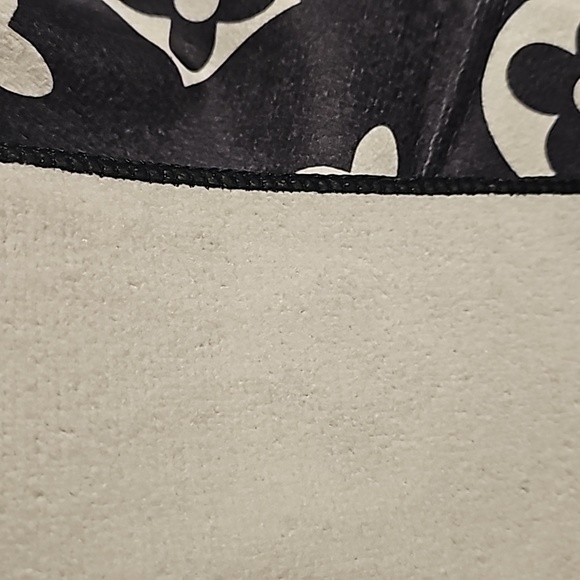 BATH TOWEL - Picture 2 of 2